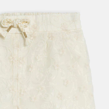 Baby girl's chic white embroidered shorts with darts