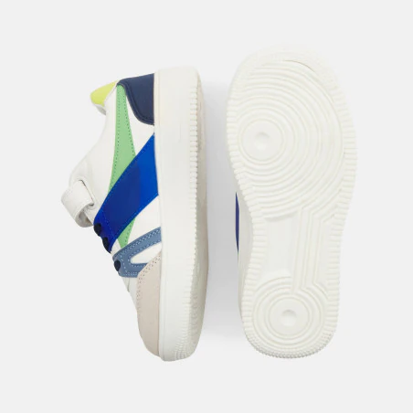 Boy's blue streetwear low-top trainers